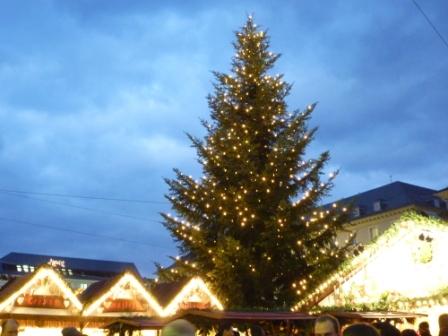 ドイツ　クリスマス　カールスルーエ　Karlsruhe Weihnachtsmarkt　クリスマの記事画像