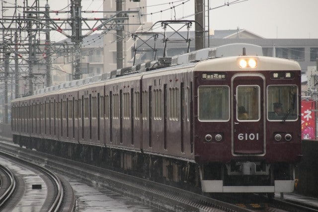 ＜遠征＞11/14、阪急宝塚本線、池田にて。の記事画像
