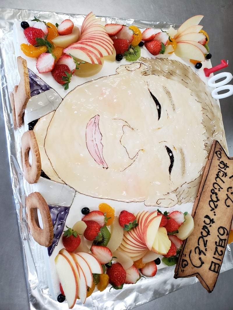 100歳のお祝いケーキ 霧島市溝辺町ケーキハウスシン パティシエ日記