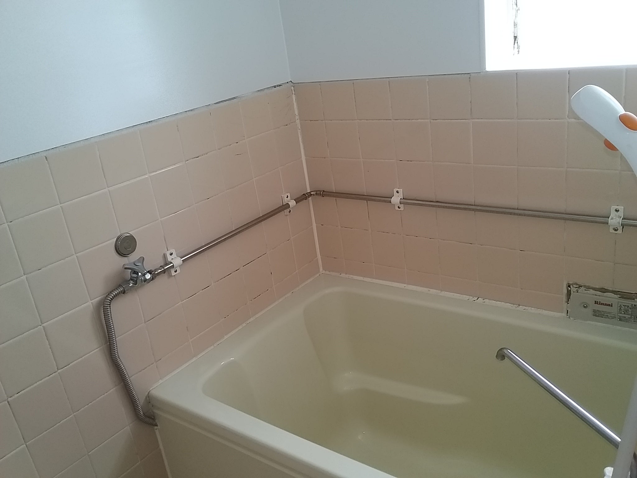 在来浴室タイル塗装と床シート 堺市 goritakosanのブログ