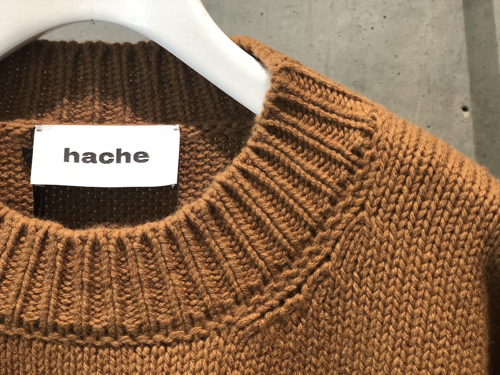 hache アッシュ ブラウス 42 イタリア製 HACHE（アッシュ）入荷いたし 