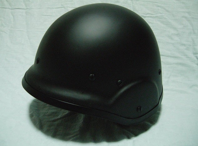 自衛隊 の レプリカ 鉄帽 (ヘルメット) ２ | 無芯のブログ