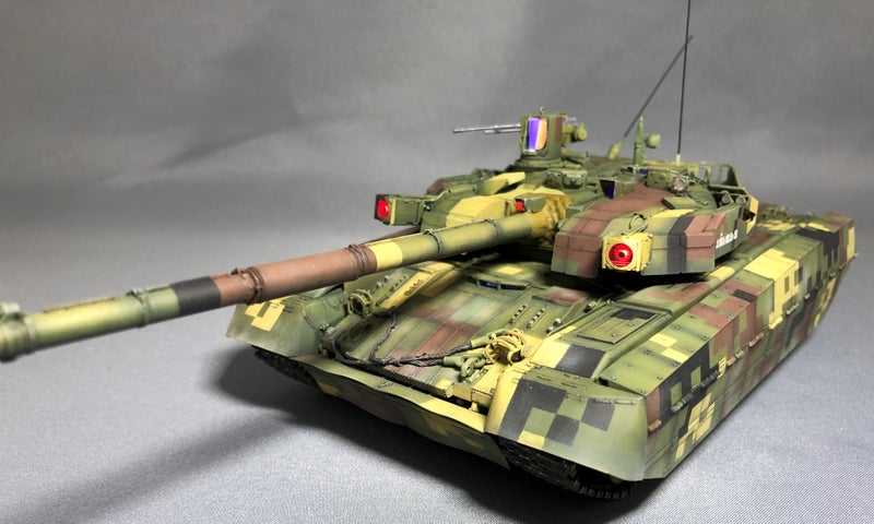 トランペッター 1/35 ウクライナ陸軍主力戦車 T-84BMオプロート