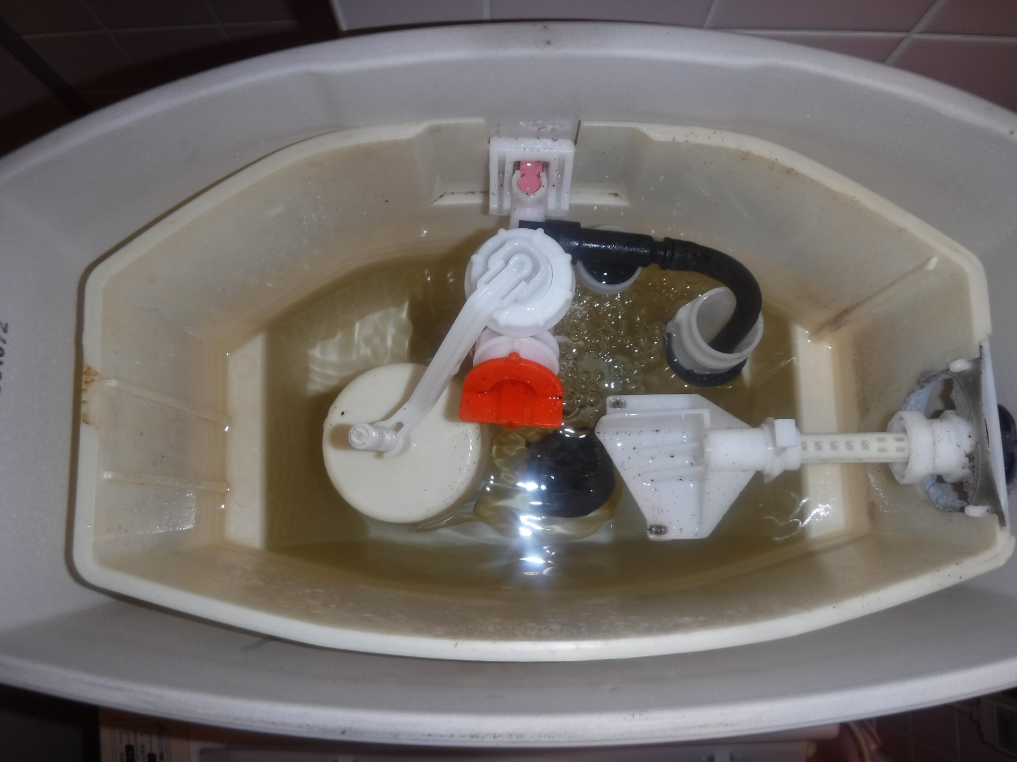 「トイレの水が流れっぱなし」トイレ(TOTO製SH90BA)修理工事 堺市某診療所 マルイチ住宅設備機器株式会社