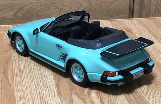 1/18 ポルシェ 911 ターボ カブリオレ フラットノーズ type930