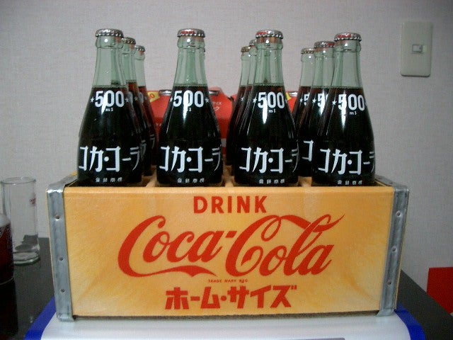 １９６０年代の懐かしい コカ・コーラ ホームサイズ５００ＭＬ瓶 配送