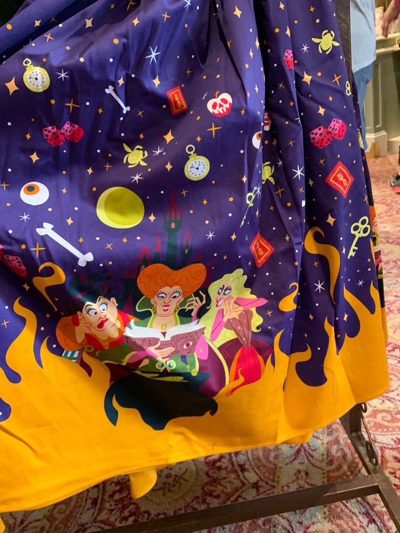 WDWではやっぱり、ドレスを買いたい!!素敵なドレスショップの WDWではやっぱり、ドレスを買いたい!!素敵なドレスショップの