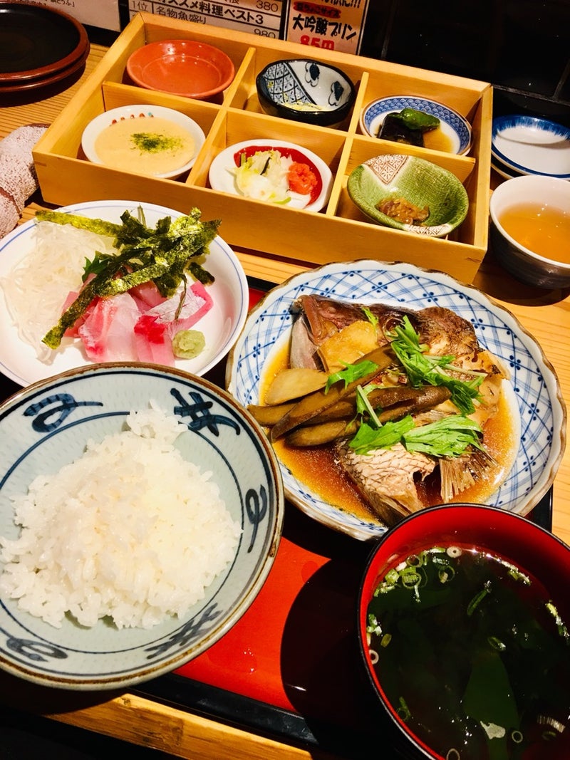 梅田 リトルマーメード観劇前の外食和食ランチメニュー 魚屋スタンドふじ子 Kahoのブログ