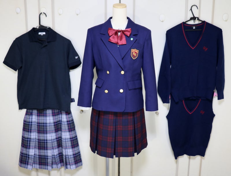 埼玉県さいたま市 浦和学院高等学校校章付 女子ブレザー制服のご紹介 Seifukucream777のブログ