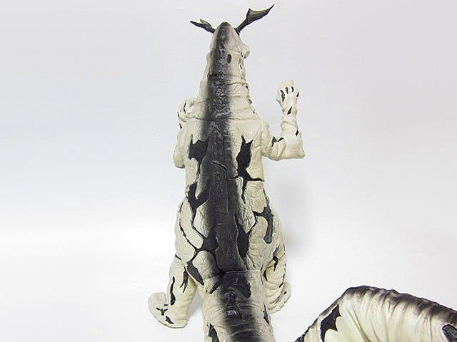 彩色済みキット エレキング イノウエアーツ 製 ウルトラセブン 円谷