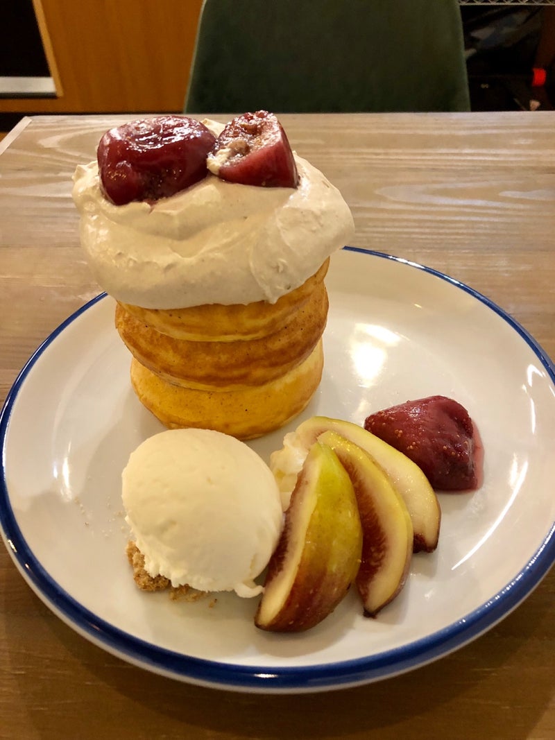 Diorama Cafe 池袋 ジオラマカフェ の イチジクと紅茶クリームのパンケーキ Kendamaのブログ