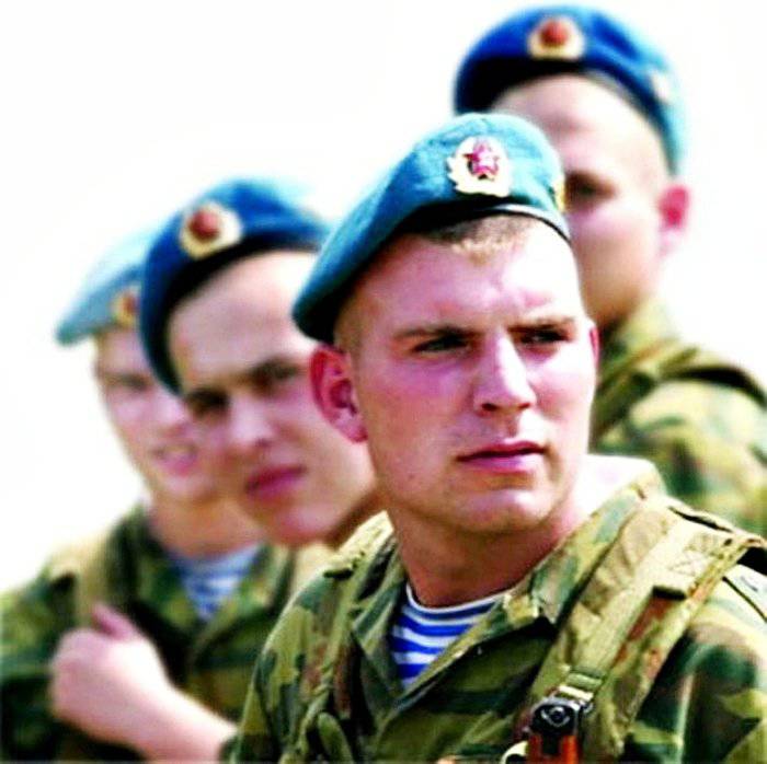 帽章：ソ連軍・ロシア軍のベレー帽や帽章について | ユーラシア雑記 ...