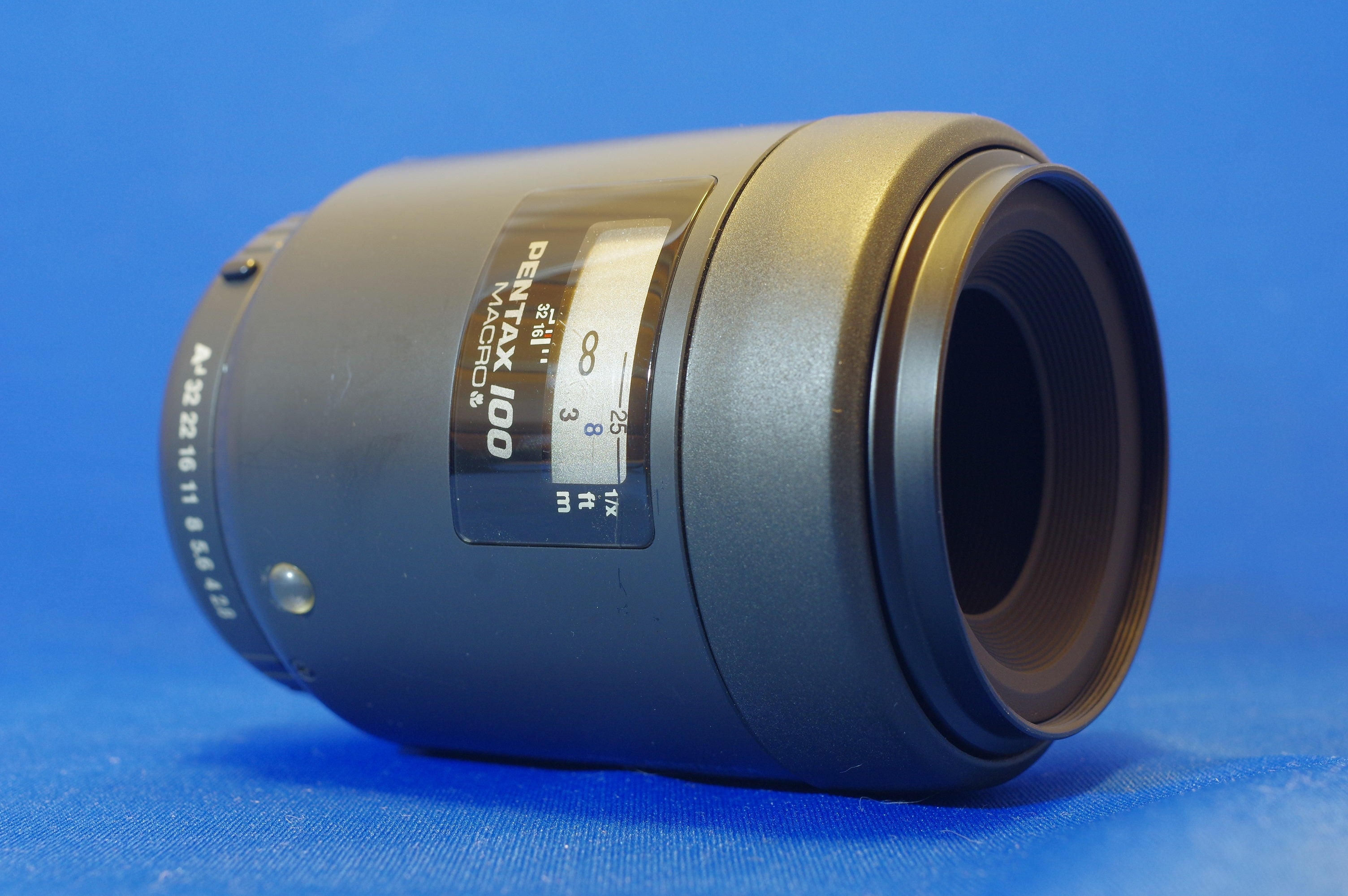 Pentax 100mm f2.8 macro 18-55mm  セットどちらもAF等動作異常無しです