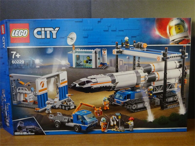 レゴ シティ 巨大ロケット組み立て工場