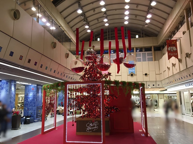 ポルタでクリスマス気分 宗方玲 詩人が語る京都と歌舞伎