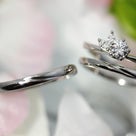個性的で可愛い婚約指輪とシンプルで美しい結婚指輪　雅　表参道の記事より