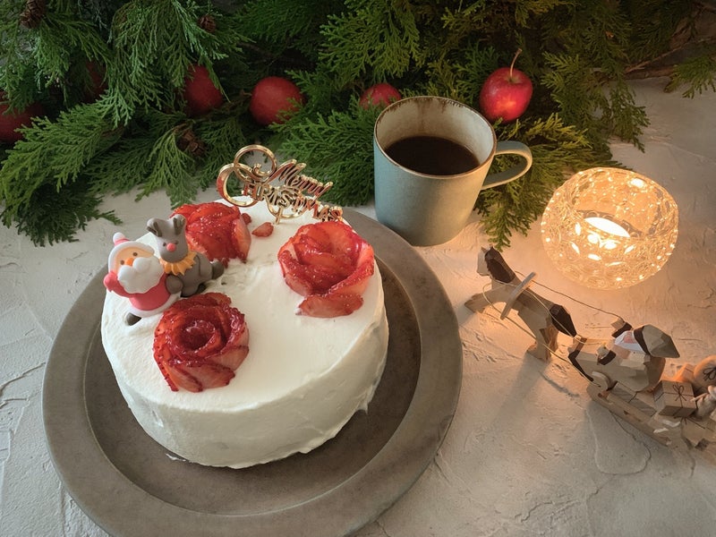 いちごの薔薇で 手作りクリスマスケーキ 今週のお献立 冷蔵庫の管理人