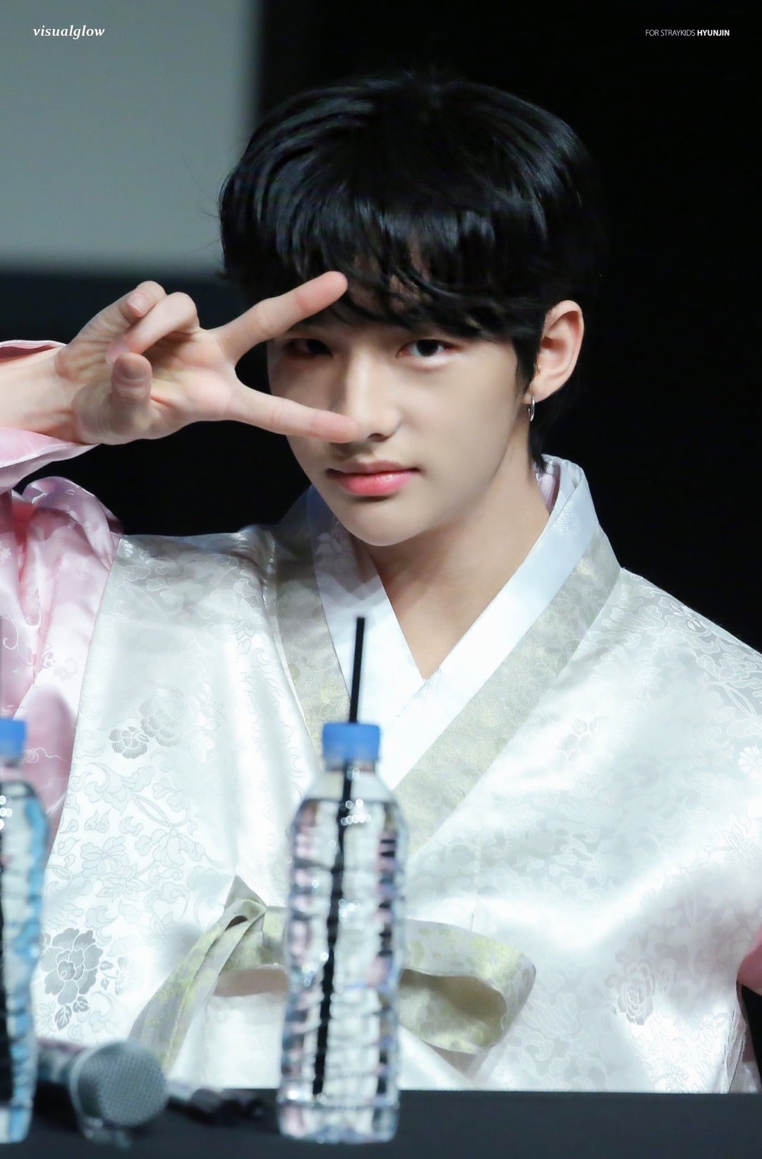 1.3 韓服でのサイン会② | Stray Kids&WAKERそしてKポ大好き 1.3 韓服でのサイン会② | Stray Kids&WAKERそしてKポ大好き