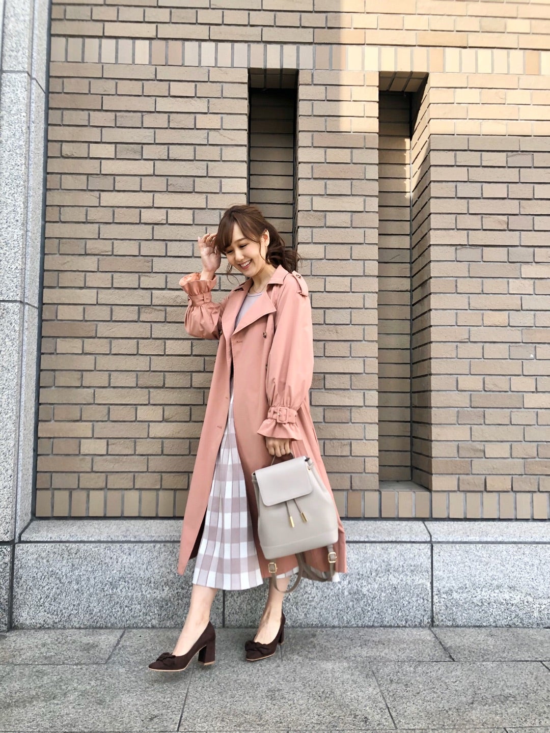 コーラルピンクが旬なトレンチコート❤︎ なっchan* | 31filles