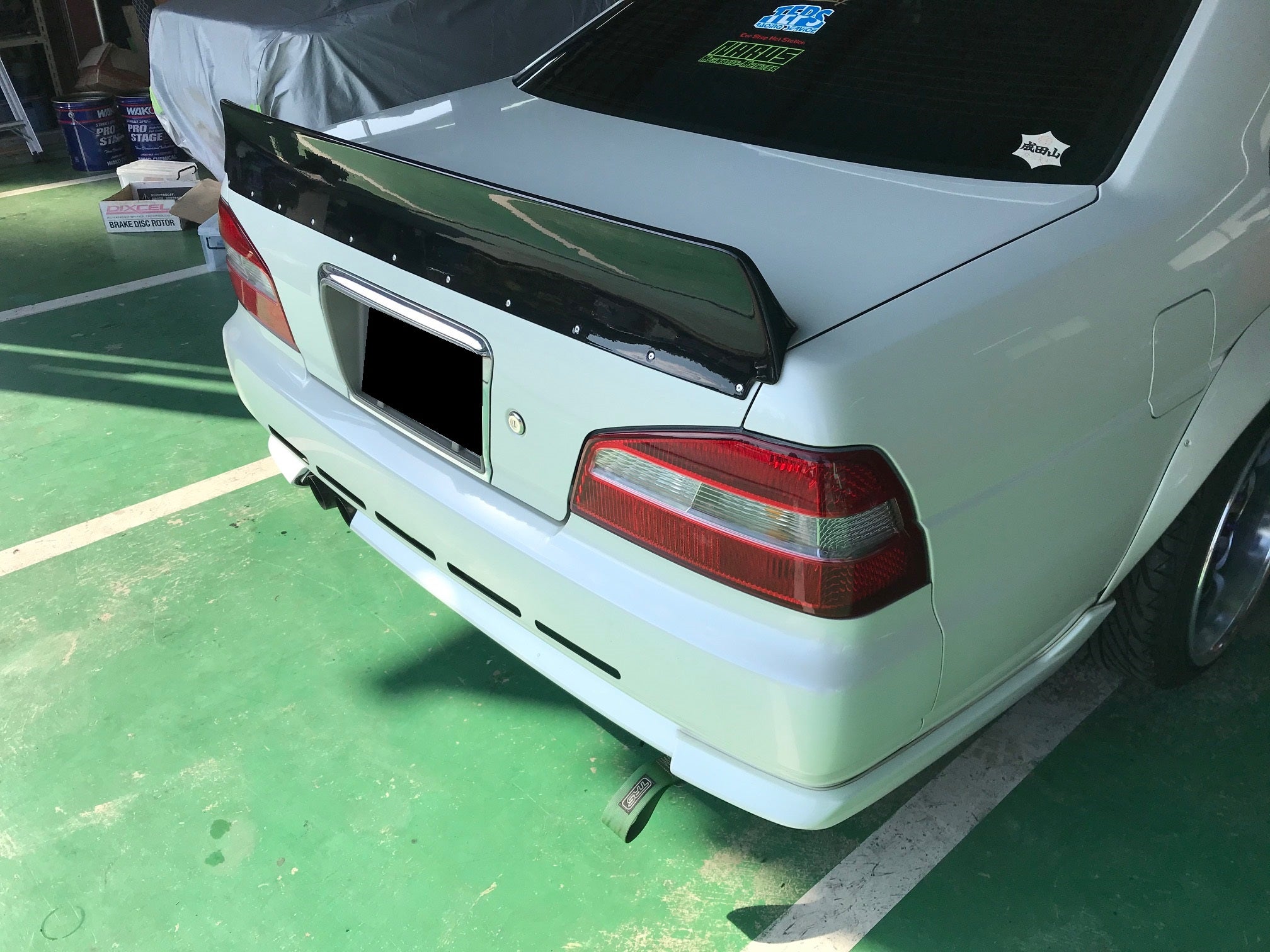 C35 ローレル ウイング取り付け | ナルズ工場長の出来事 C35 ローレル ウイング取り付け | ナルズ工場長の出来事