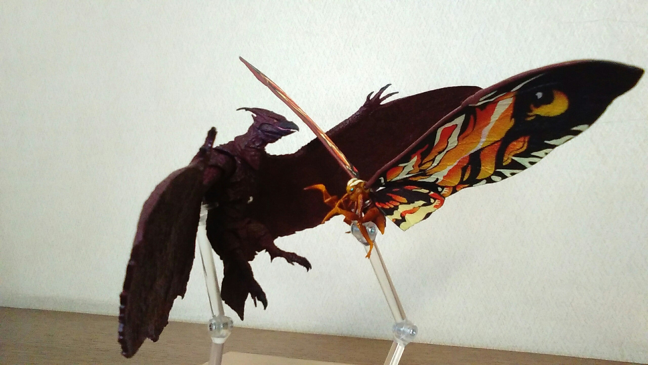 BANDAI - S.H MonsterArts モスラ&ラドンの+mu-8.com