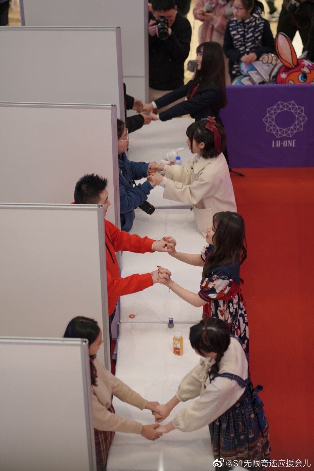 AKB48 TeamSH メンバーの対応の良さが見つかってしまう | AKB48 TeamSH