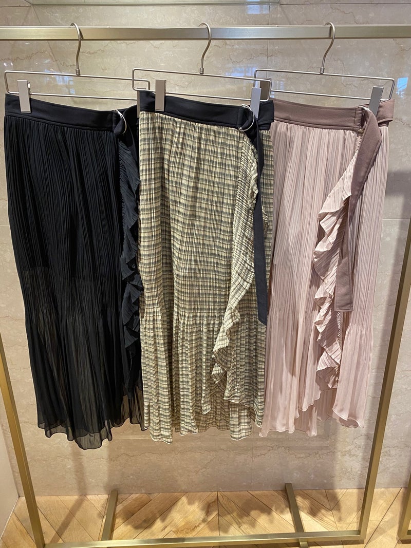 新作のスカートとパンツのご紹介！ | スナイデル町田ルミネ店のSTAFFブログ