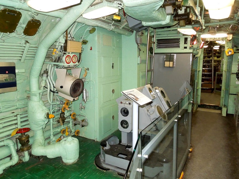 ニューヨーク旅行 ２１ 通常型核ミサイル搭載潜水艦グレイバック級グロウラー　SSG-577 US