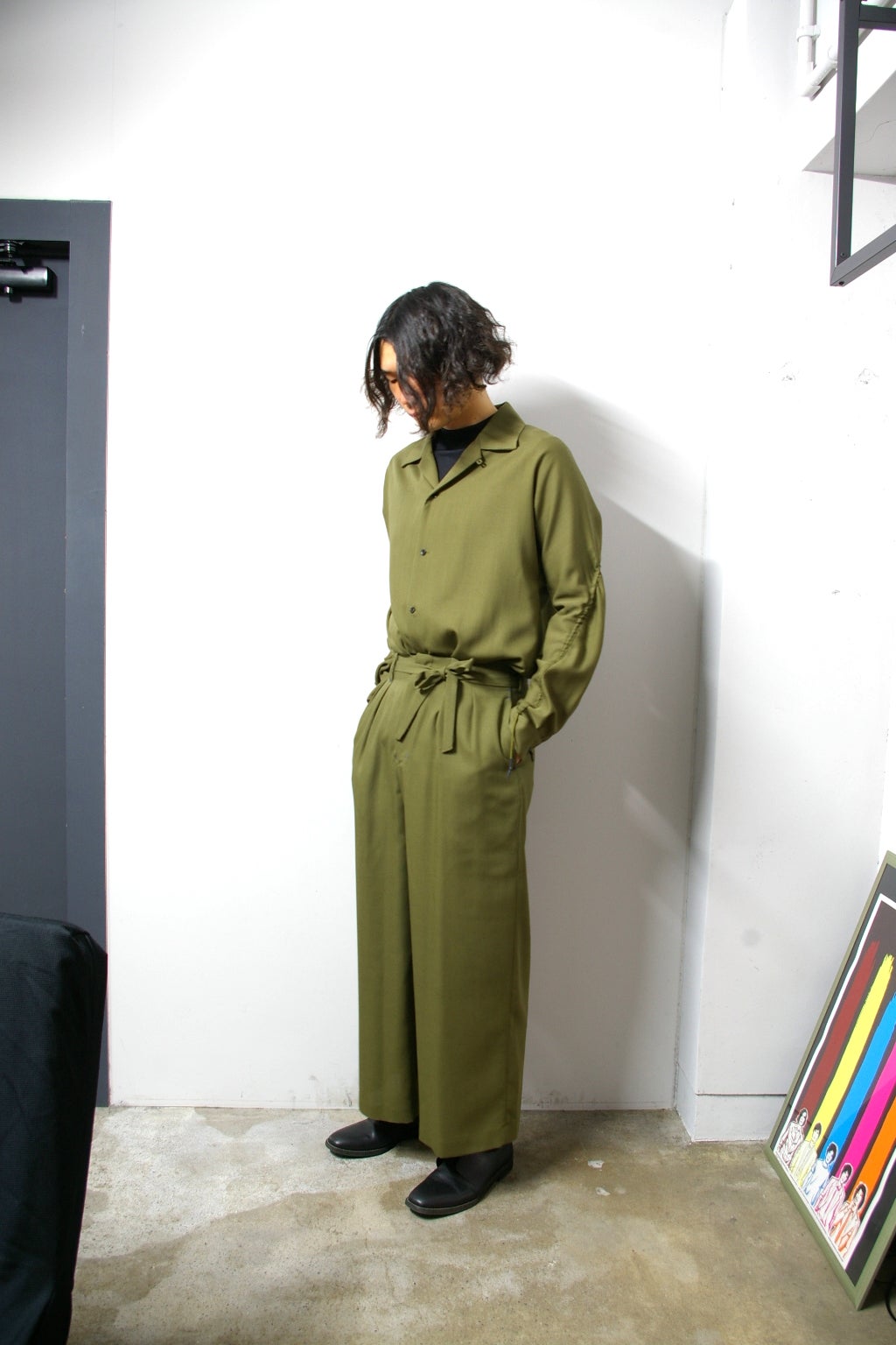 ETHOSENS(エトセンス)/Double tucked wide trousers/Khaki 通販 