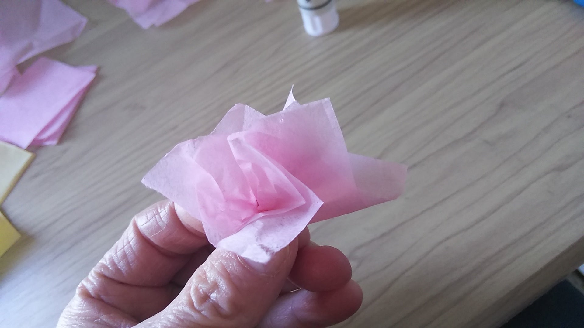 お花紙でリアル桜の作り方 ケアレクさっちゃんのブログ