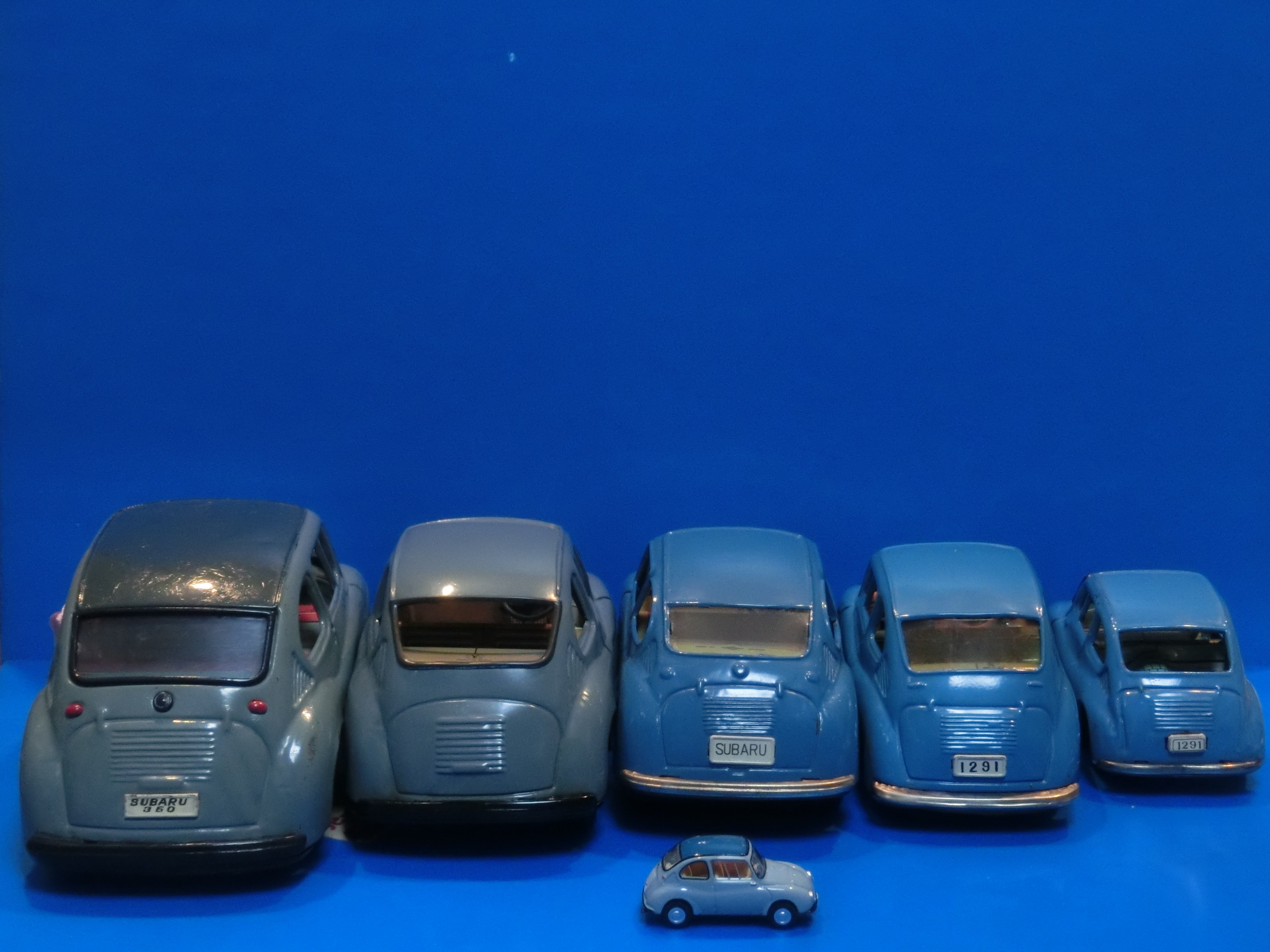 ☆1959年 旭玩具製作所 スバル360 大小2種 ~ ブリキ自動車 ☆1959年 旭玩具製作所 スバル360 大小2種 ~ ブリキ自動車
