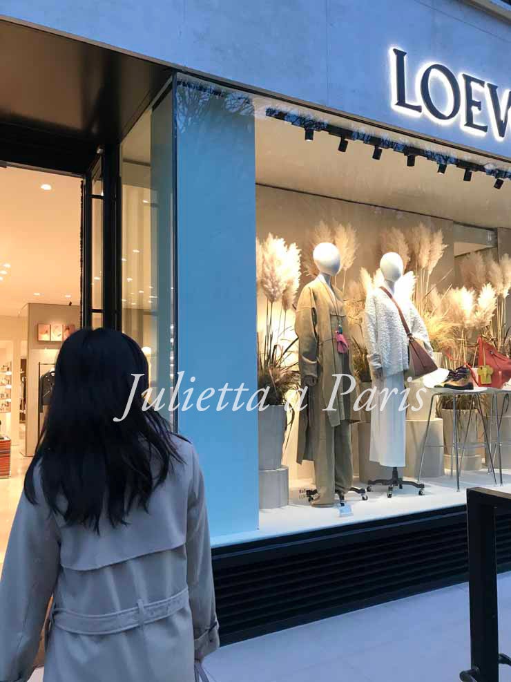 最後の1個!即日発送!LOEWE ロエベの2020年春夏新作の白ホワイトの