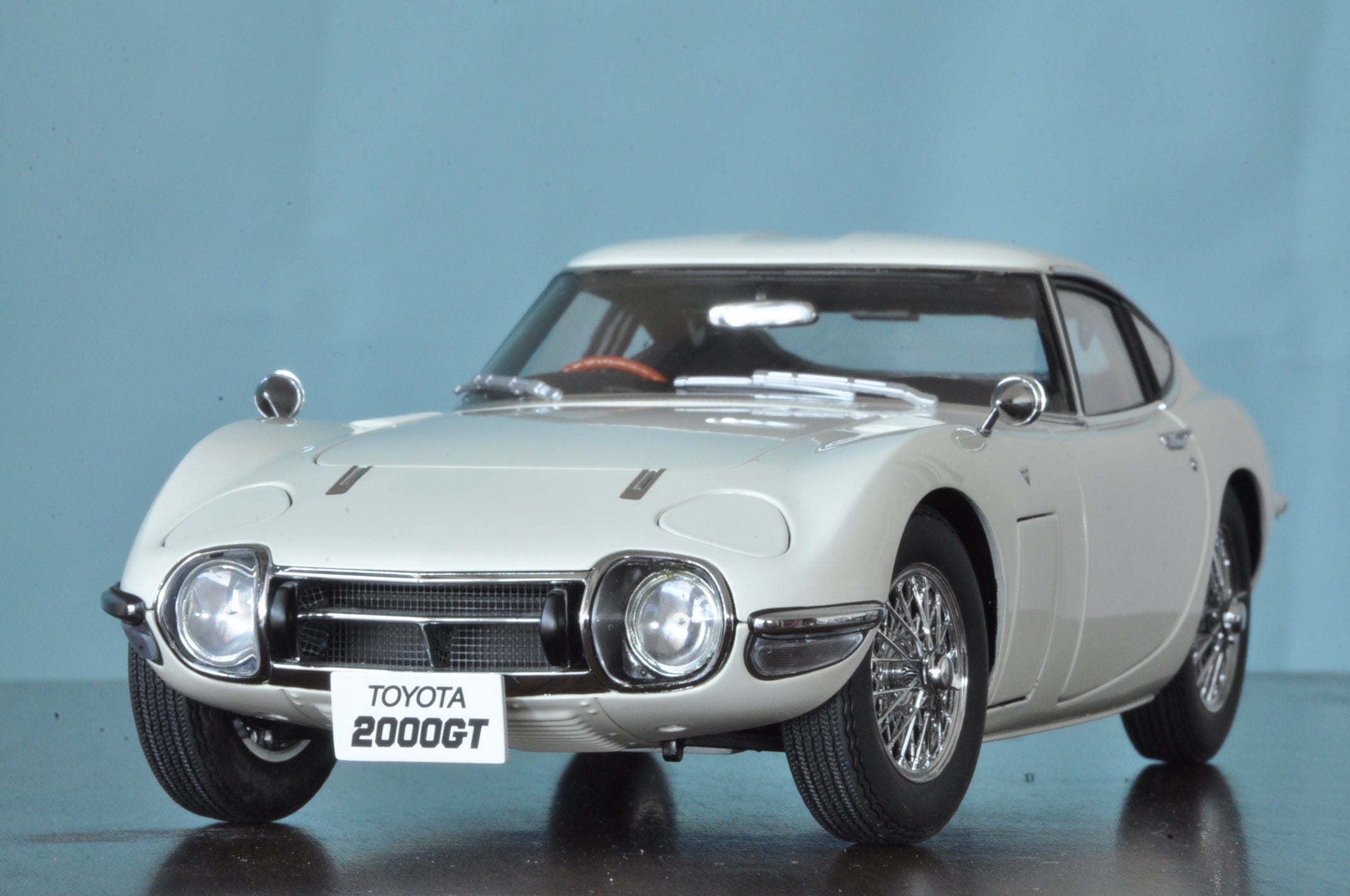 AUTOart 1/18 トヨタ 2000GT ワイヤースポークホイール バージョン