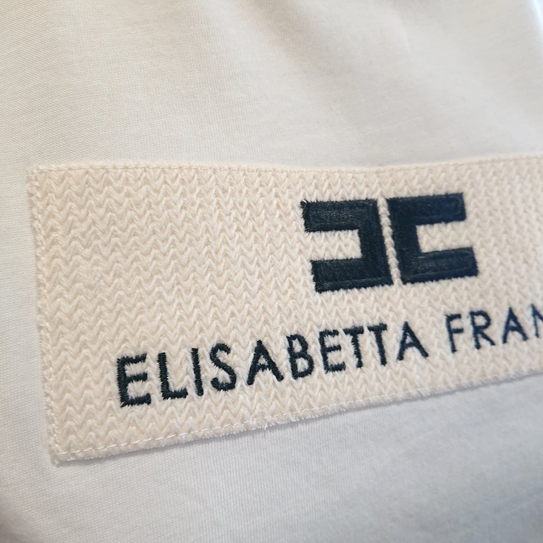 エリザベッタ フランキ ロゴTシャツとキャンバスバッグ | be ambitious 