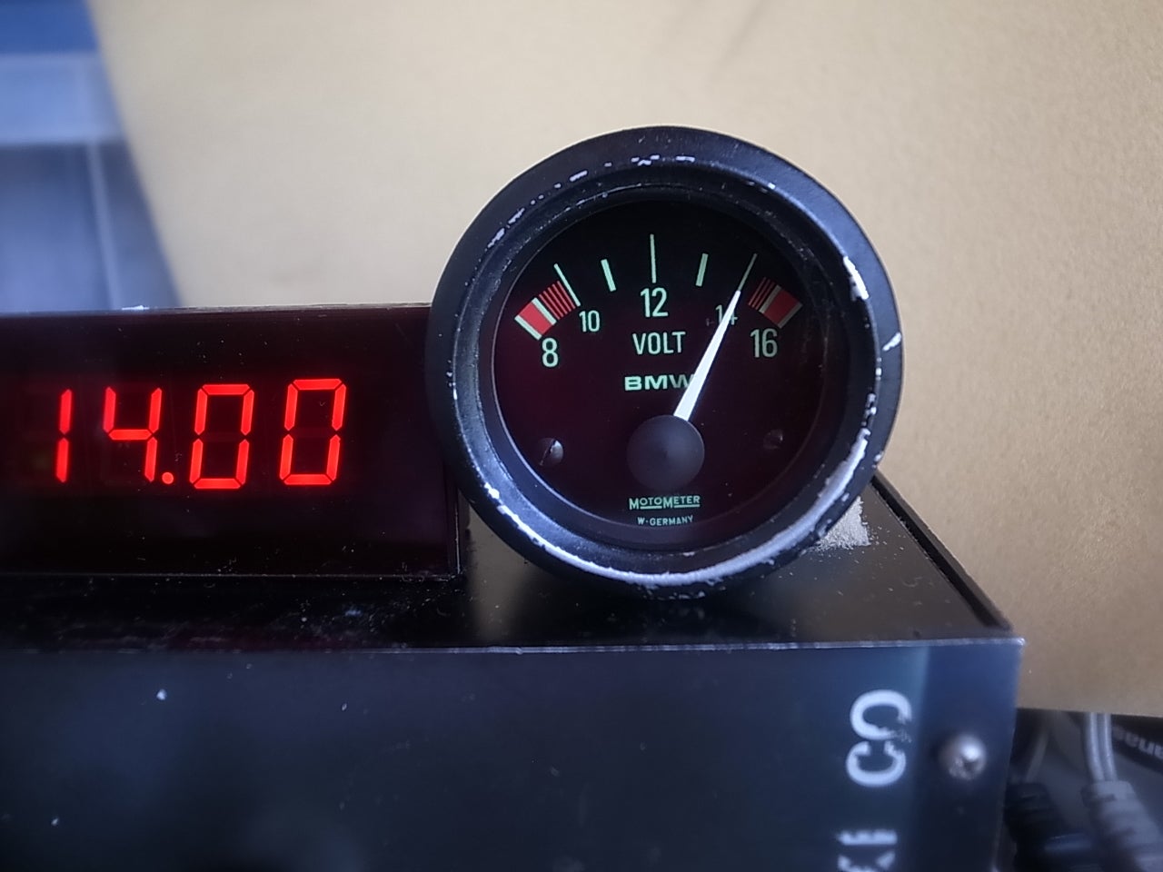 BMW R100RS 時計・電圧計補修依頼 2020.4.11 | ひげ爺の田舎暮らしのブログ