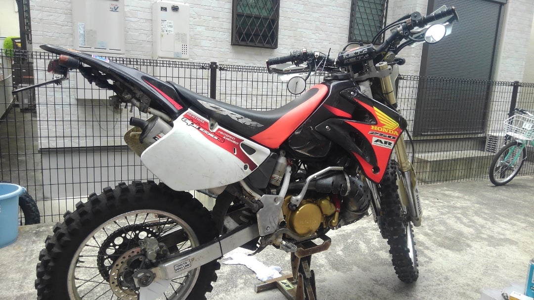 ラジエターシュラウド | CRM250ARで林道だ♪