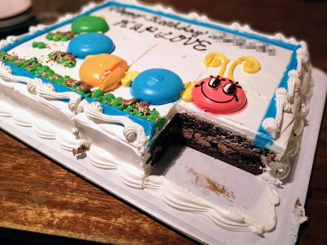 あのコストコ巨大ケーキ【ハーフシートケーキ】の正直な感想。【costco