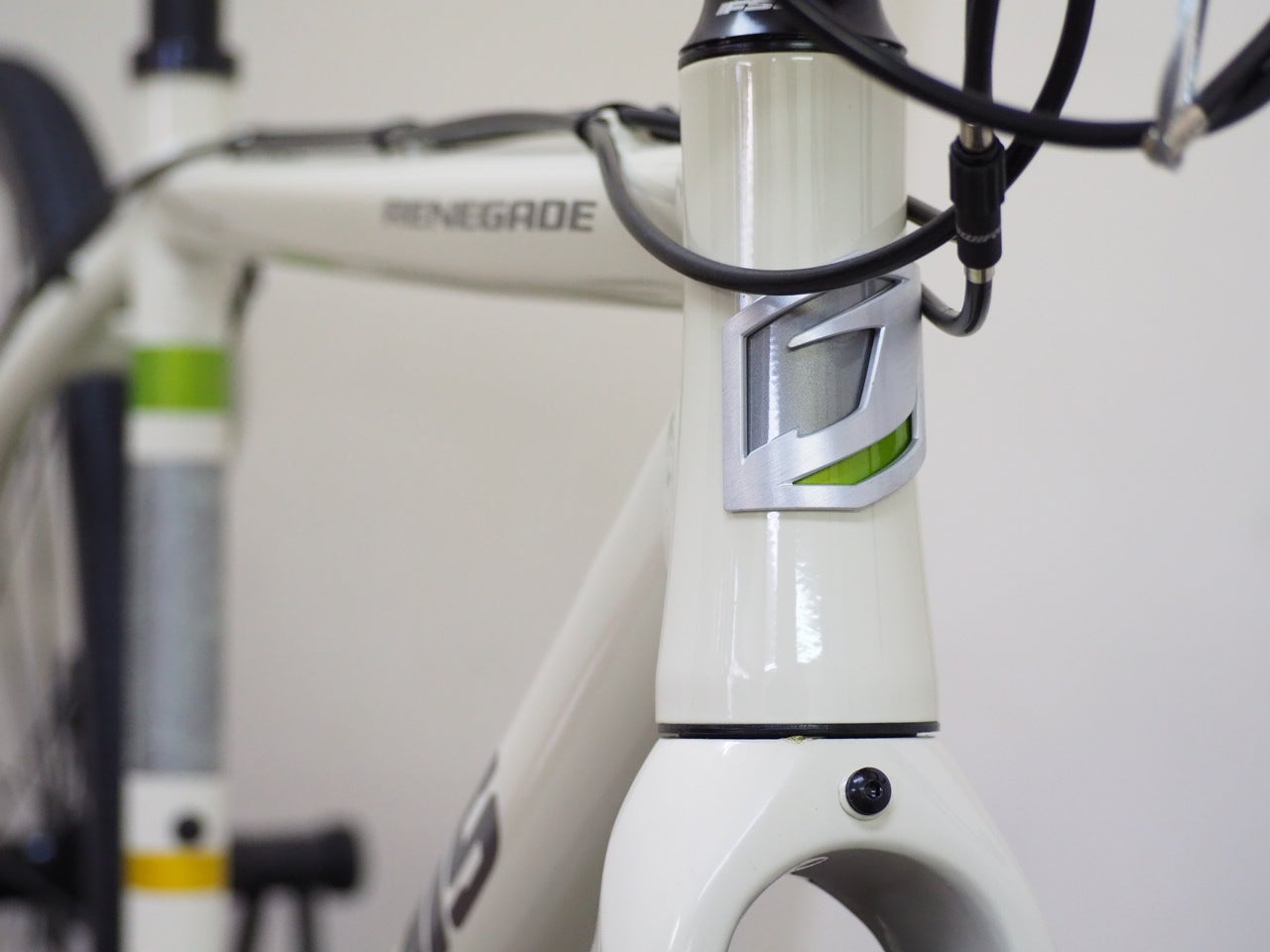 JAMIS RENEGADE EXPLOREの特価バイク3色3サイズ入荷しました JAMIS RENEGADE EXPLOREの特価バイク3色3サイズ入荷しました