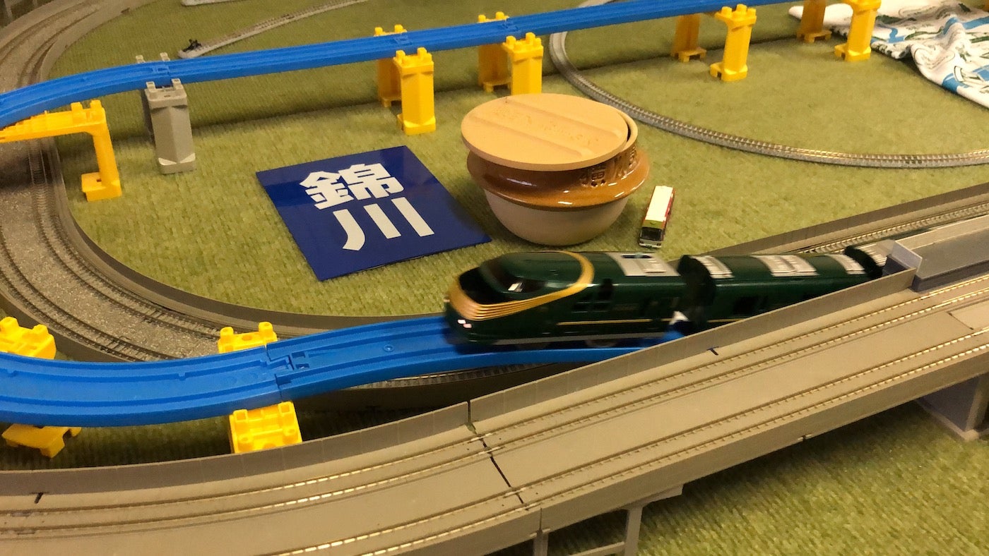 市場 クルーズトレインDXシリーズ TRAIN SUITE四季島 タカラトミー