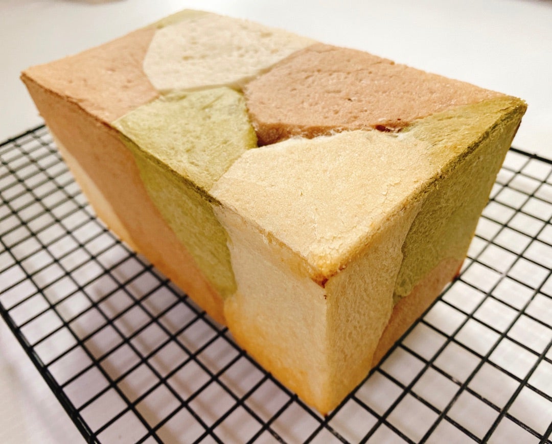 三色食パン (three-color-bread / 三色吐司 )