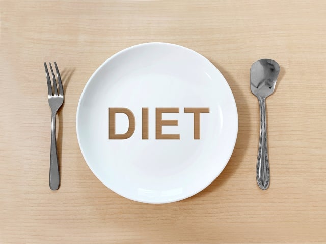 ダイエット　食べる　痩せない