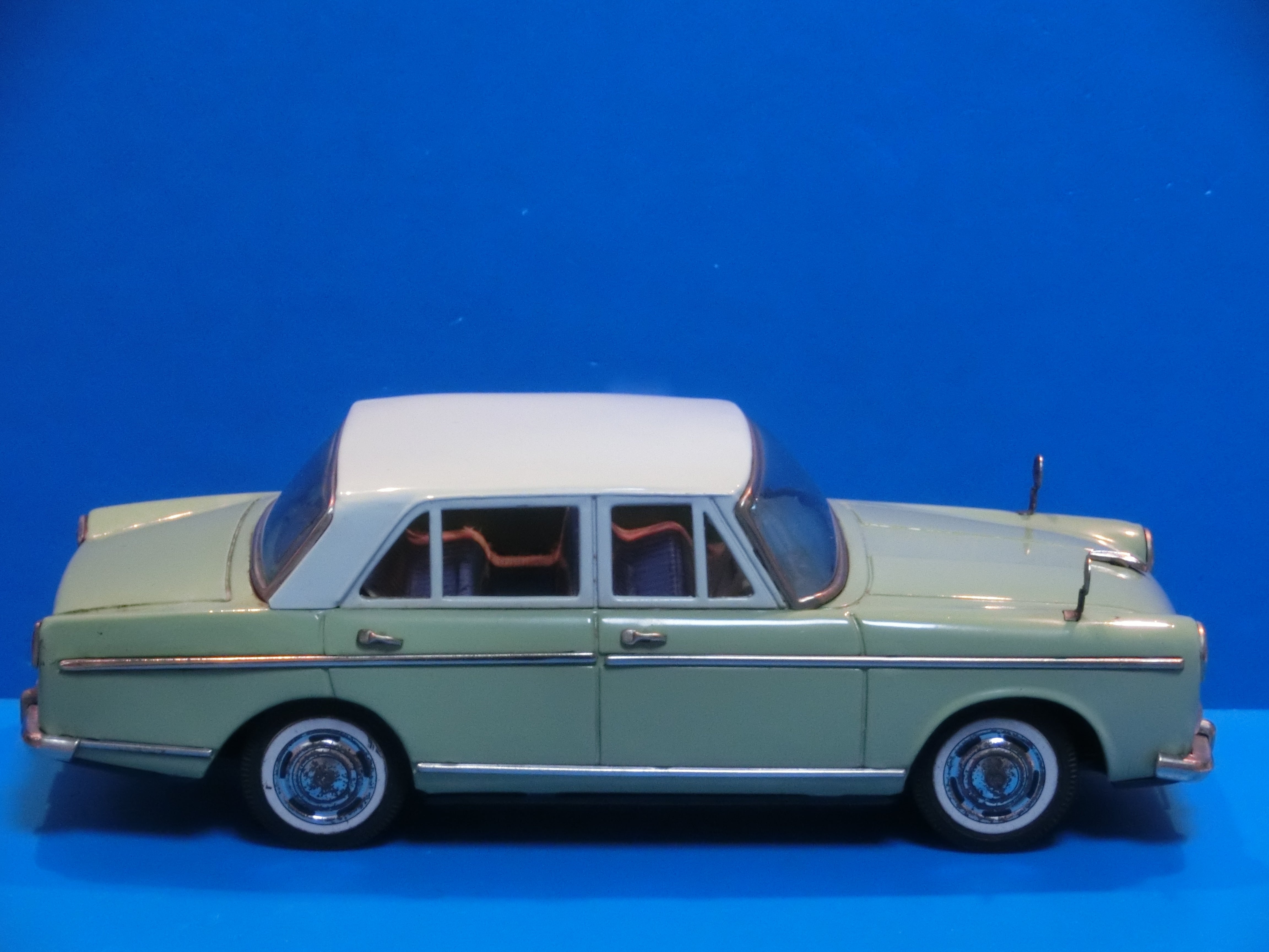 ☆1962年バンダイいすゞベレル栄光の三角テール大盛屋 ~ ブリキ ☆1962年バンダイいすゞベレル栄光の三角テール大盛屋 ~ ブリキ