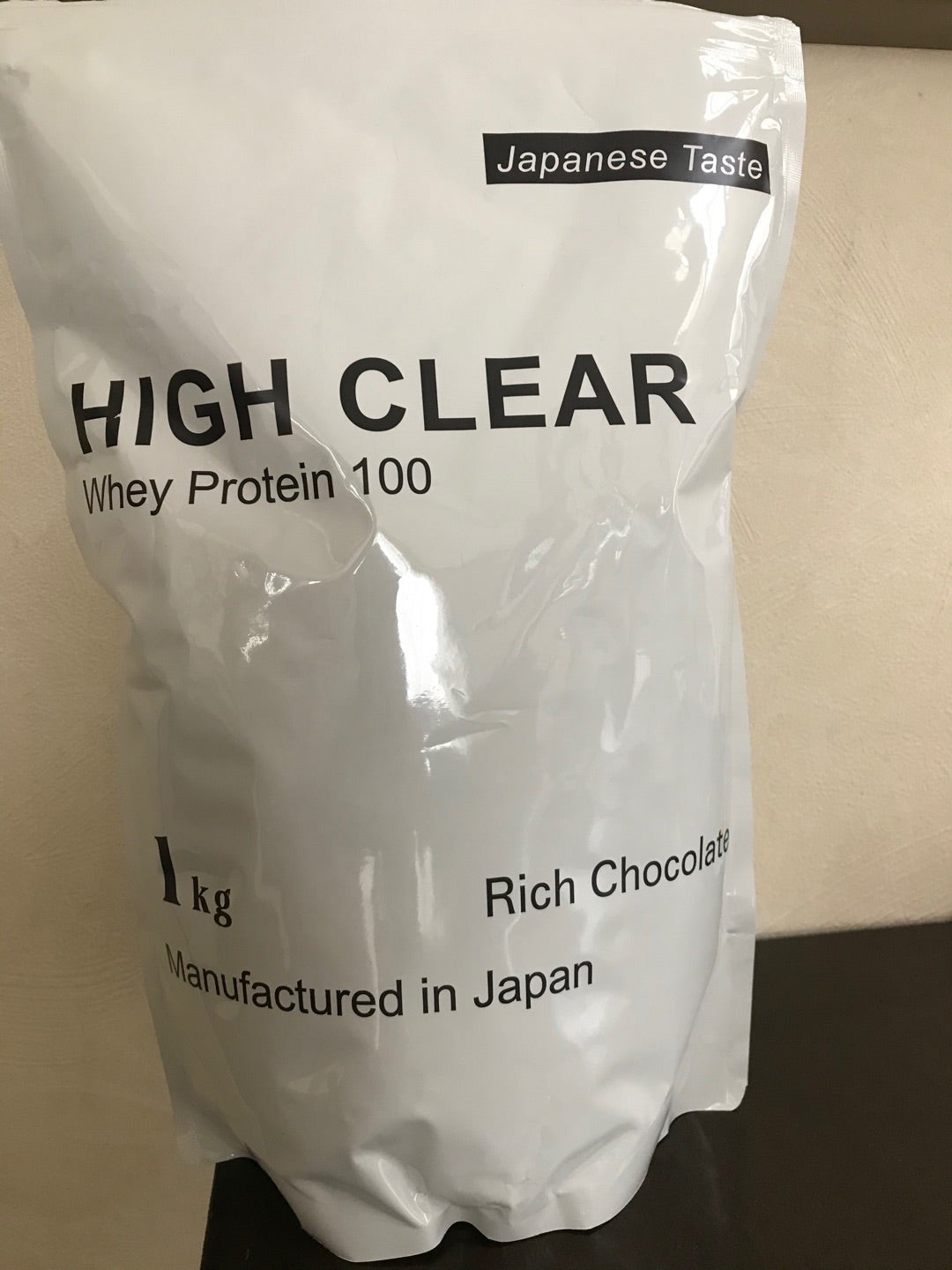 1019円 人気の贈り物が HIGH-CLEAR WPC ホエイ プロテイン ストロベリーミルク風味 1kg 約40食分 ビタミン ミネラル