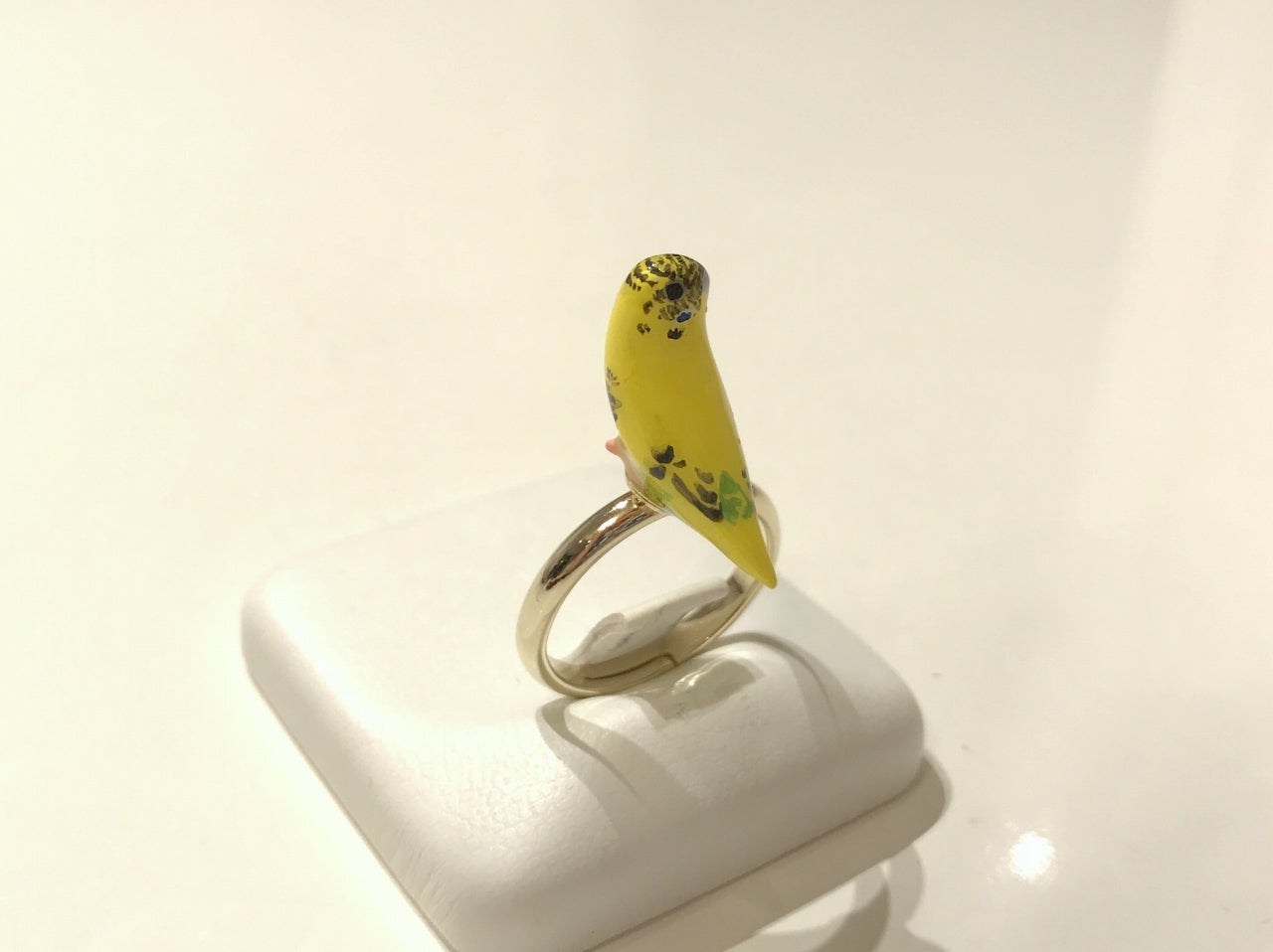 オーダーメイド】セキセイインコ（黄色）指輪 | 樹脂粘土の手作り鳥 