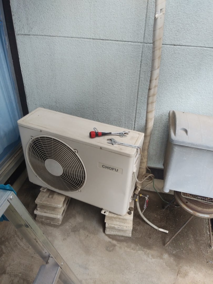 コロナ冷房専用エアコン取り付けです。 | すみやでんきのブログ コロナ冷房専用エアコン取り付けです。 | すみやでんきのブログ