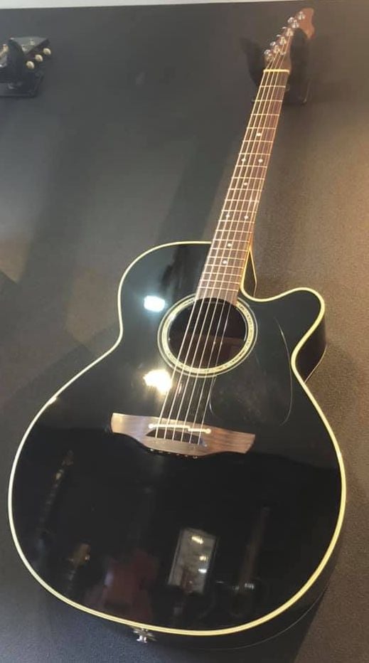 出た！長渕剛も使用するギター、元祖シングルヘッド『Takamine TDP515