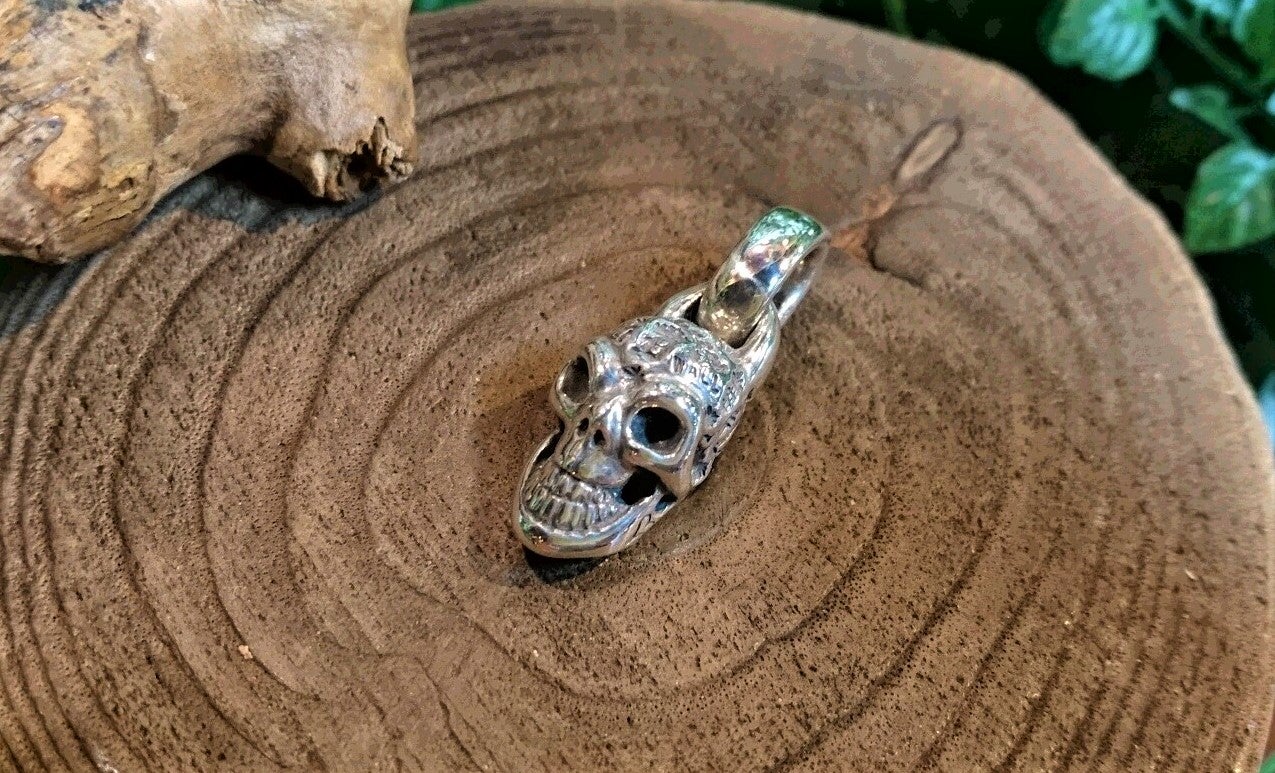 BWL / GRAFFITI VINTAGE SKULL PENDANT | BILL WALL LEATHER UENO BWL / GRAFFITI VINTAGE SKULL PENDANT | BILL WALL LEATHER UENO