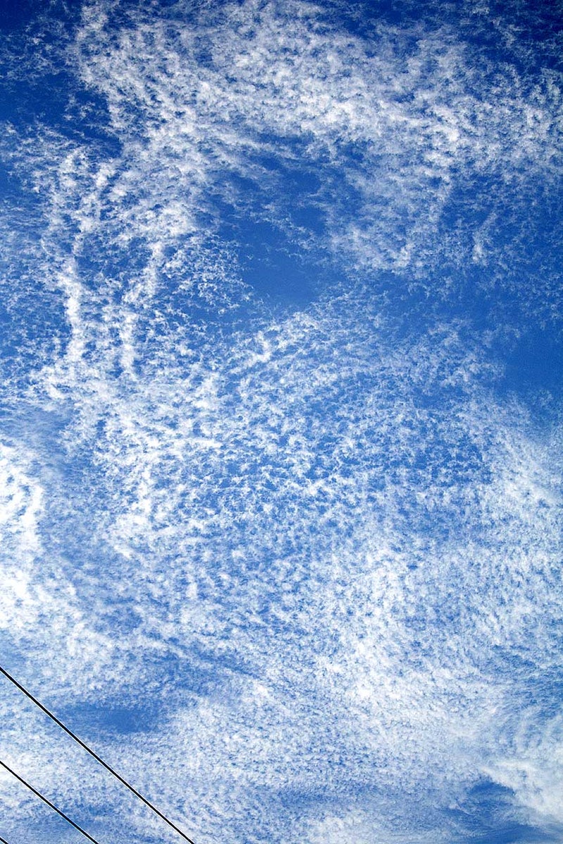 YKアメブロきょうの雲は珍しい。