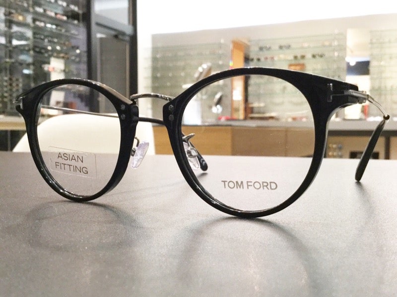 TOM FORD【TF5563-D】 | グラスメイツ
