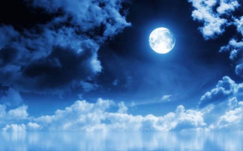 ハロウィンの満月はブルームーン メモリーオイルセラピスト マヤ暦アドバイザー 佐賀 唐津 Pono
